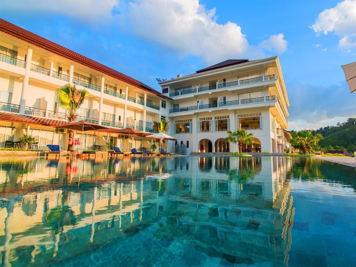 Katathong Golf Resort & Spa Phang Nga Exteriör bild