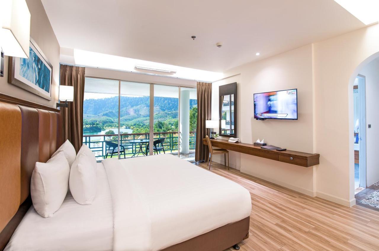 Katathong Golf Resort & Spa Phang Nga Exteriör bild